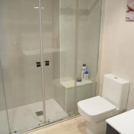 Pis Gran I Reformat Per 4 Persones Apartment